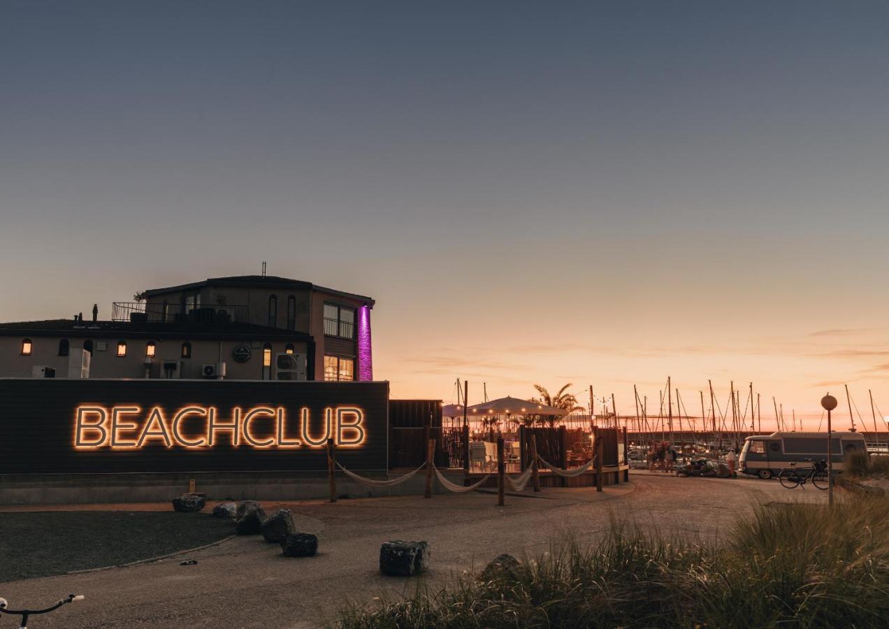 Rbr 655 - Beach Resort 坎珀兰 外观 照片